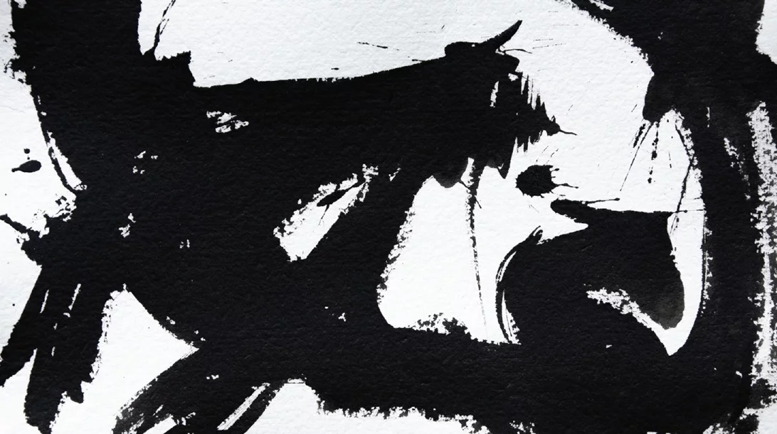 "Articulate": Η Μυρτώ Ψυχάκη ξετυλίγει ένα παιχνίδι συνύπαρξης ανάμεσα στο κενό και το γεμάτο