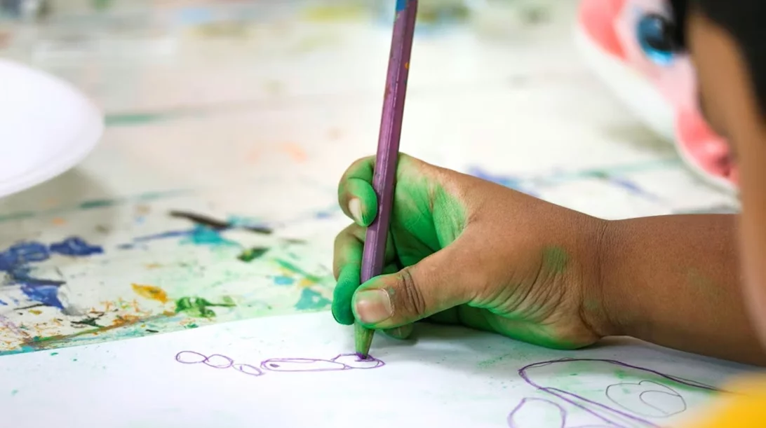 Χαρούμενες δραστηριότητες για μικρούς και μεγάλους στο σπίτι