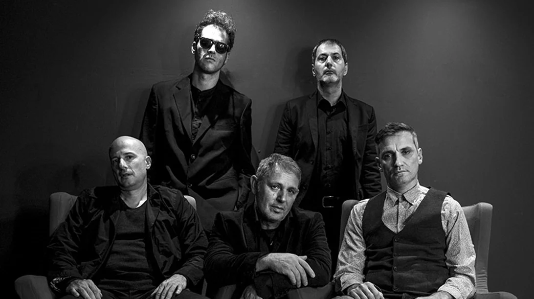 O Παύλος Παυλίδης και οι Hotel Alaska ζωντανά στην Τεχνόπολη