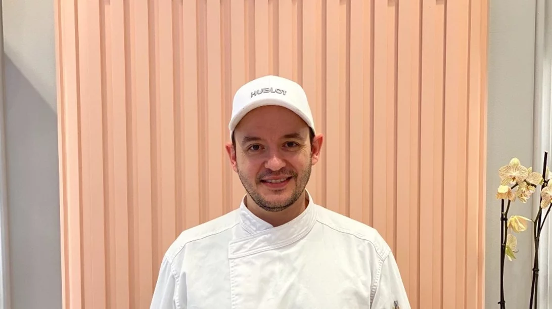 Στο "Magoa", ο Γιώργος Αυγέρος ανανεώνει τη ζαχαροπλαστική της Θεσσαλονίκης