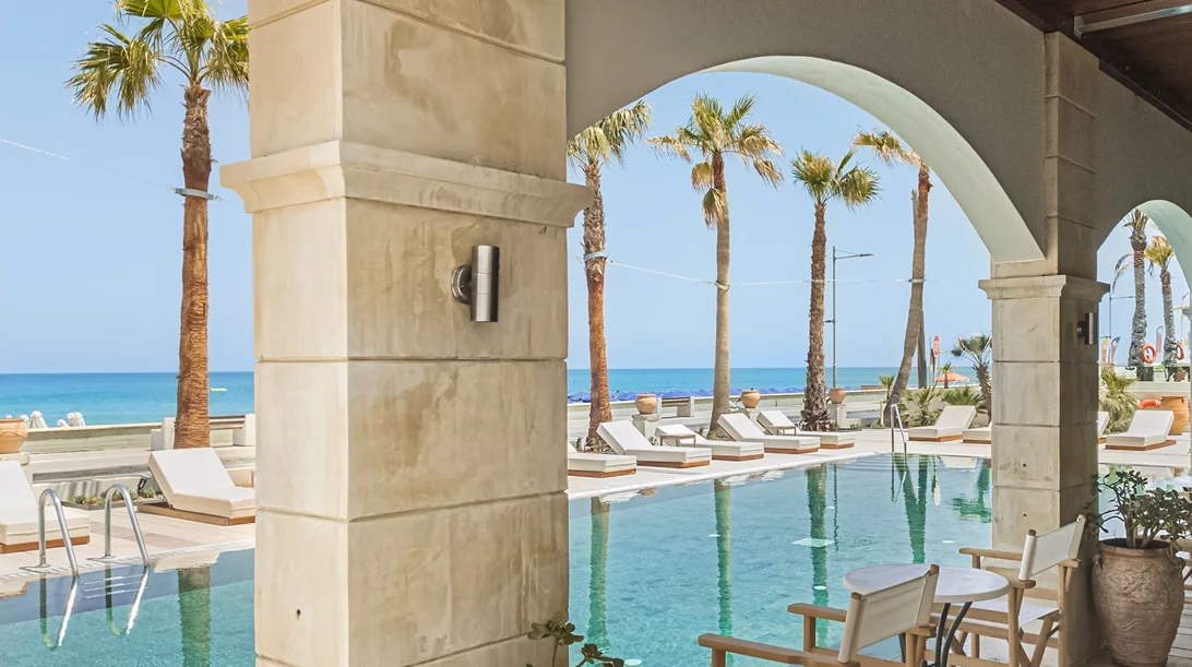 Grecotel Plaza Beach House: Καρναβάλι στο Ρέθυμνο δίπλα στη θάλασσα