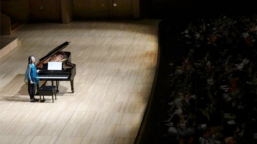 Συναρπαστικό ρεσιτάλ Ουτσίντα ενώπιον …ανάγωγων ακροατών!