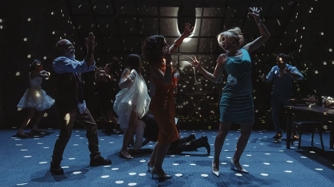 Μέχρι να σβήσουν τ' άστρα