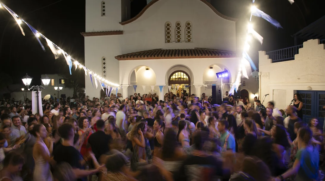 Το φεστιβάλ "Διαδρομές στη Μάρπησσα" μάς ταξιδεύει ξανά στην Πάρο