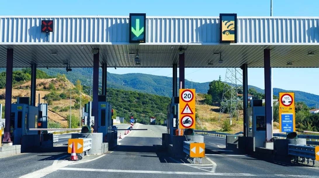 Πότε ξεκινούν τα μειωμένα διόδια στην Αττική Οδό