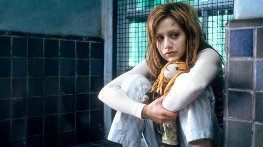 Απόψε (10/4) στην TV: επικίνδυνα και ακίνδυνα μυστικά