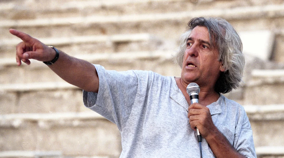 Ο Χρήστος Λεοντής γιορτάζει τα 60 χρόνια πορείας του με μια μοναδική συναλία