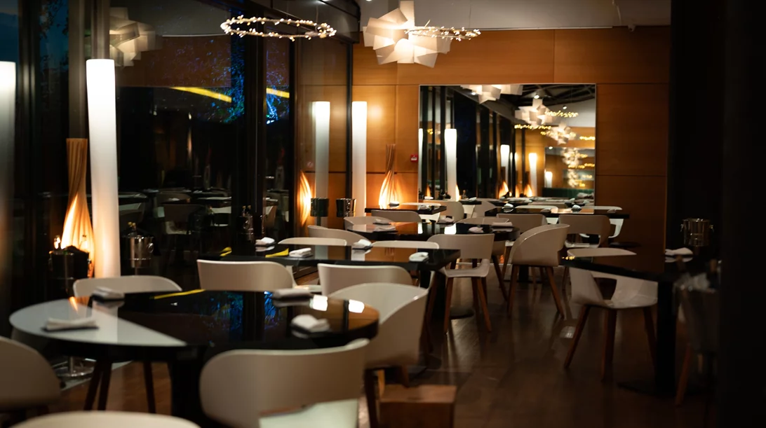 Η "Hytra" αχνίζει σε άλλον τόπο