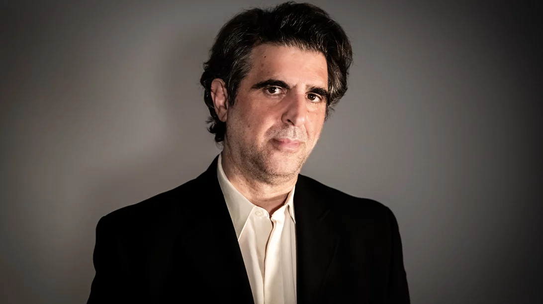 Γιώργος Γάλλος: "Το θέατρο είναι ένα Θείο δώρο από τον άνθρωπο στον άνθρωπο"