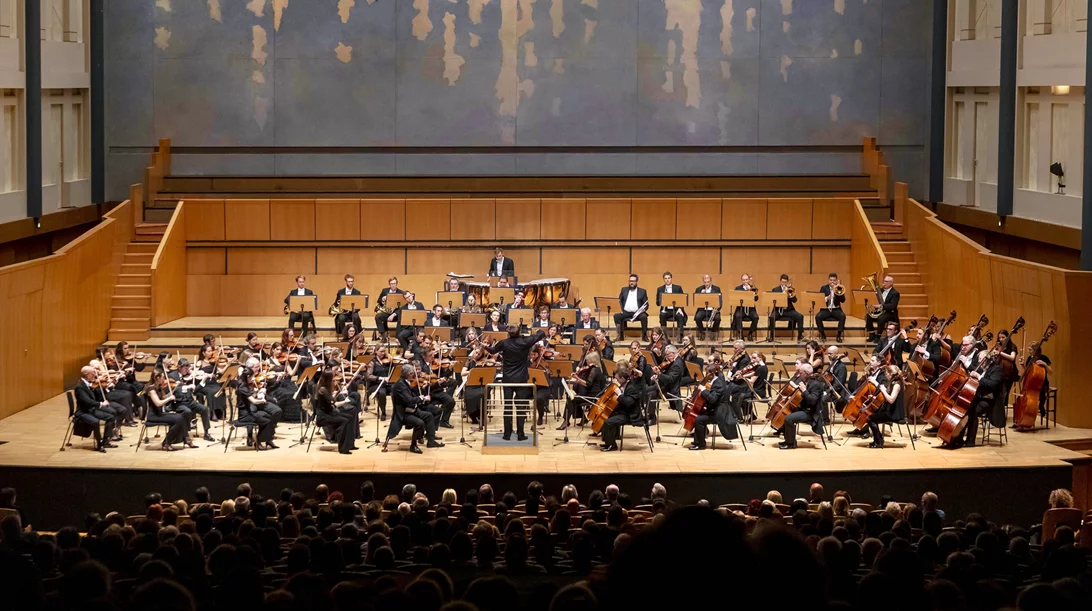Εντυπωσιακή συναυλία της Βασιλικής Φιλαρμονικής Ορχήστρας του Λονδίνου στο Μέγαρο Μουσικής Θεσσαλονίκης
