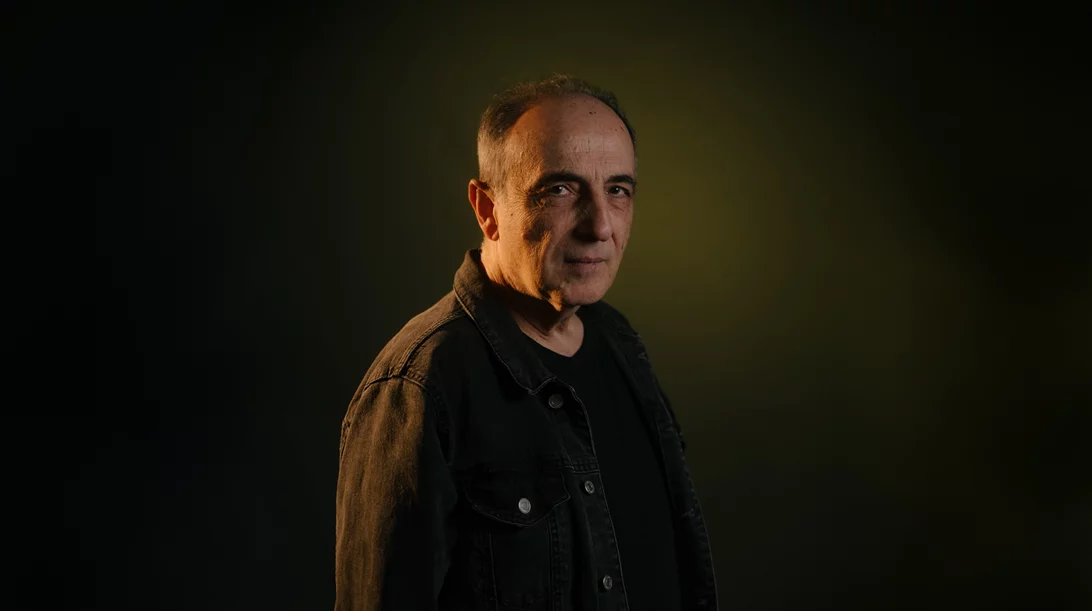 Για την playlist της εβδομάδας ο Γιώργος Καρράς μας γράφει μια "κασέτα, όπως παλιά"