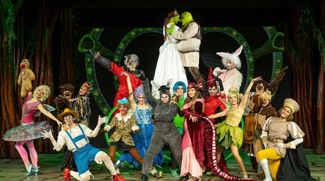 "Shrek The Musical": Δείτε φωτογραφίες από το φαντασμαγορικό μιούζικαλ σε σκηνοθεσία Μάρκου Σεφερλή