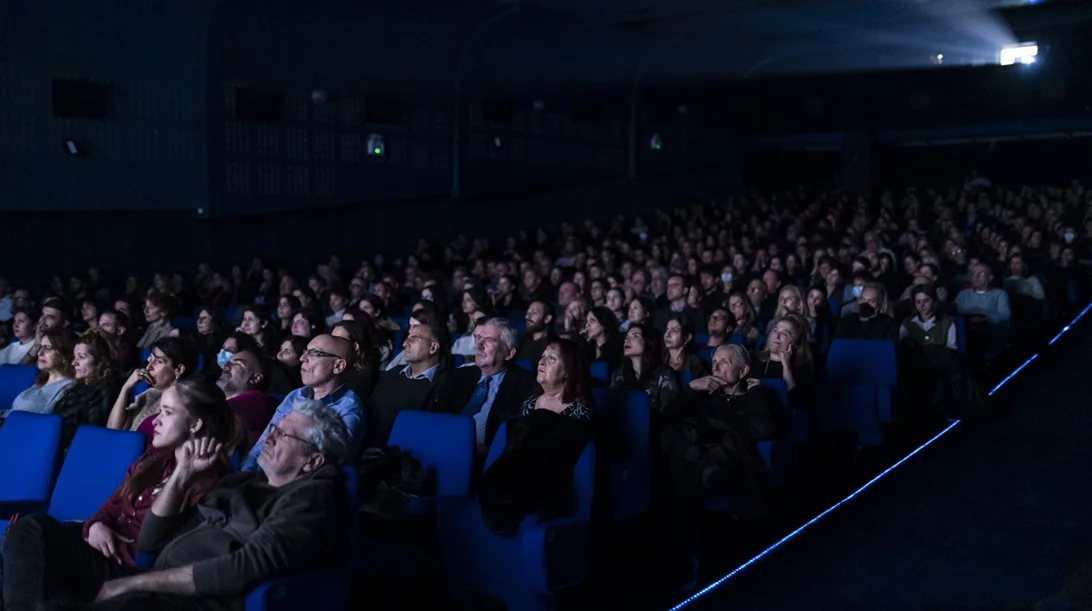 Το Cinobo Όπερα ανοίγει και γίνεται το μόνο προσβάσιμο σινεμά του κέντρου