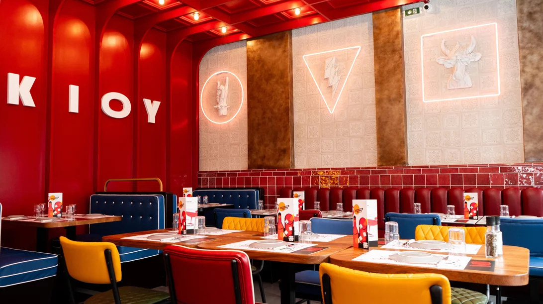 Το "Μπαρ Μπεε Κιου" πιάνει…Πασαλιμάνι με ανανεωμένο μενού