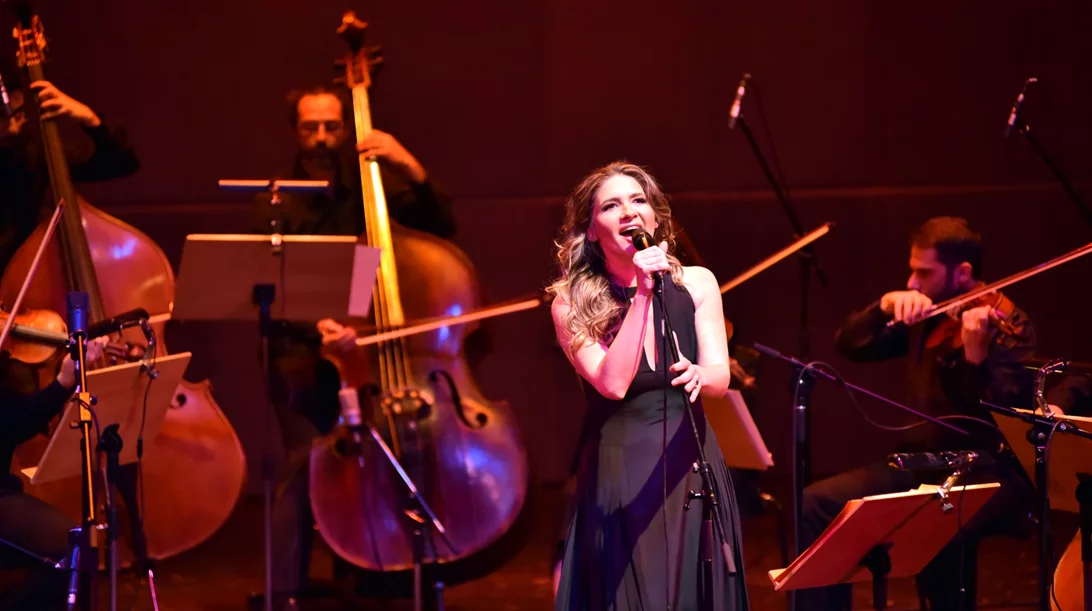 Μια γιορτή του δημοτικού τραγουδιού με τη Βασιλική Καρακώστα