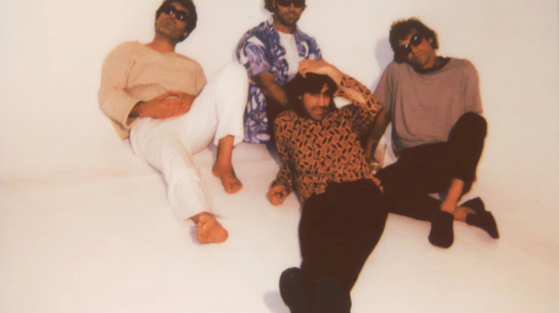 Η ηλιόλουστη ψυχεδέλεια των Allah-Las