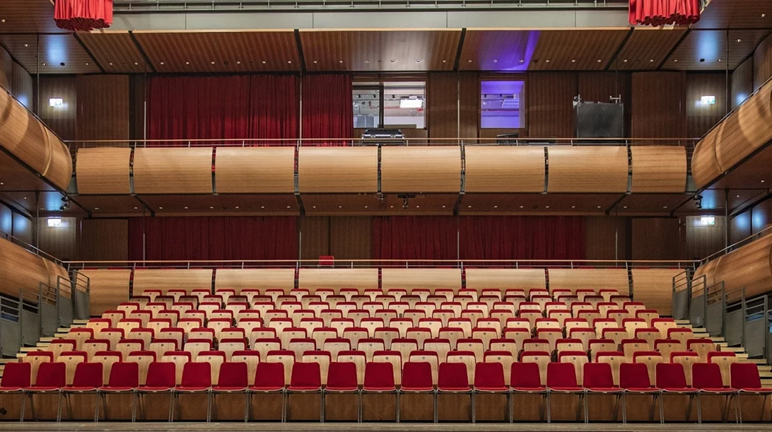 Ανακοίνωση ακρόασης για τη "Στρέλλα" από την Εναλλακτική Σκηνή της ΕΛΣ