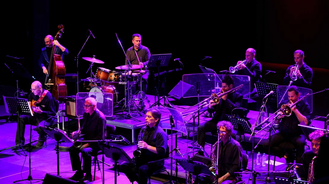 Δίνουμε ραντεβού με την Athens Big Band την άλλη Τρίτη, παρέα με τους Πέννυ Μπαλτατζή και Philipp Weiss