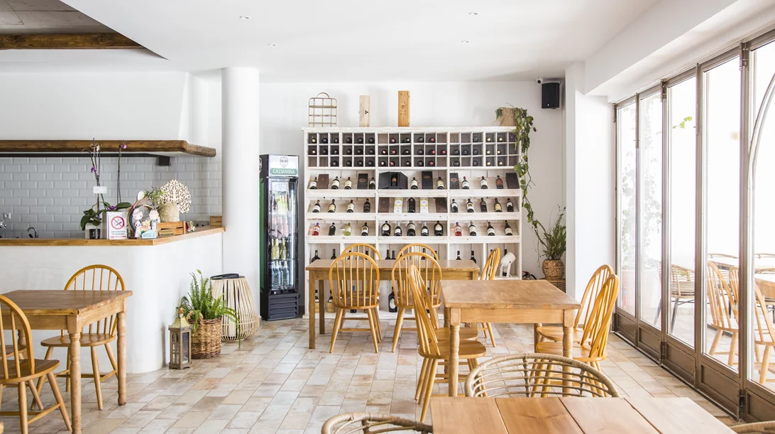 Πώς το Napul’e κατάφερε να γίνει μικρή πρεσβεία της γνήσιας ιταλικής κουζίνας