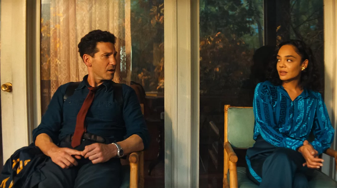 'His & Hers': Αξίζει να δεις την πιο δημοφιλή νέα σειρά του Netflix;