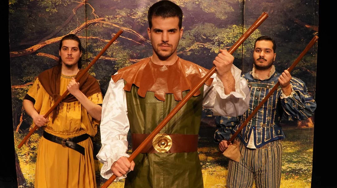 "Ο Ρομπέν των Δασών, προστάτης των φτωχών": Ο διάσημος Άγγλος λαϊκός ήρωας στον Πολυχώρο Τεχνών – Θέατρο Αυλαία