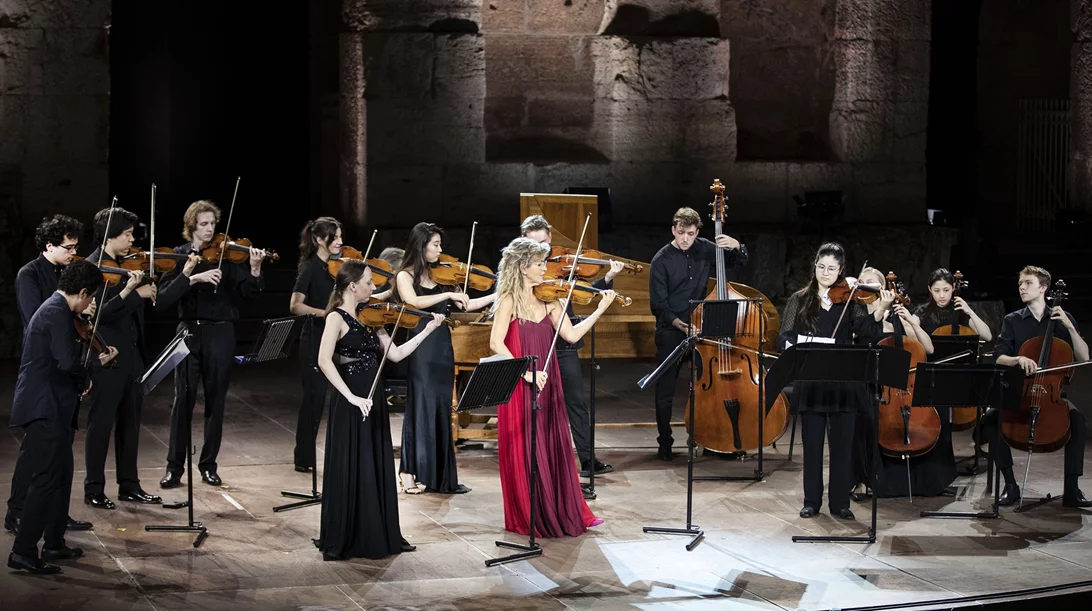 Διαφορετικές ερμηνείες έργων μπαρόκ από διάσημους σολίστ (Μούττερ, Στώυερμαν)