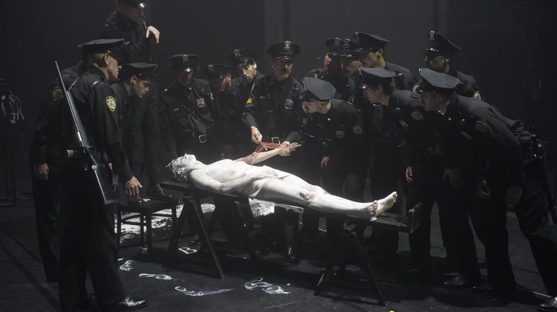 "Bros, όπως Αδερφοί" η νέα παράσταση του Καστελούτσι έρχεται στη Στέγη