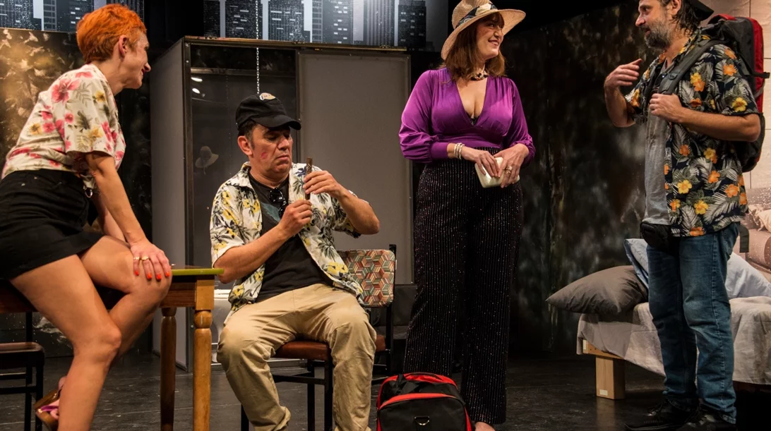 Το Από Μηχανής Θέατρο υποδέχεται τη νέα χρονιά με προσφορά για τους θεατρόφιλους