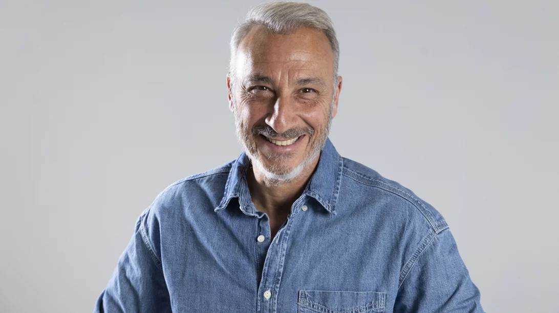 Ο Μίνως Μάτσας μοιράζεται "δικά του ή δανεικά" τραγούδια σε δύο μοναδικές παραστάσεις