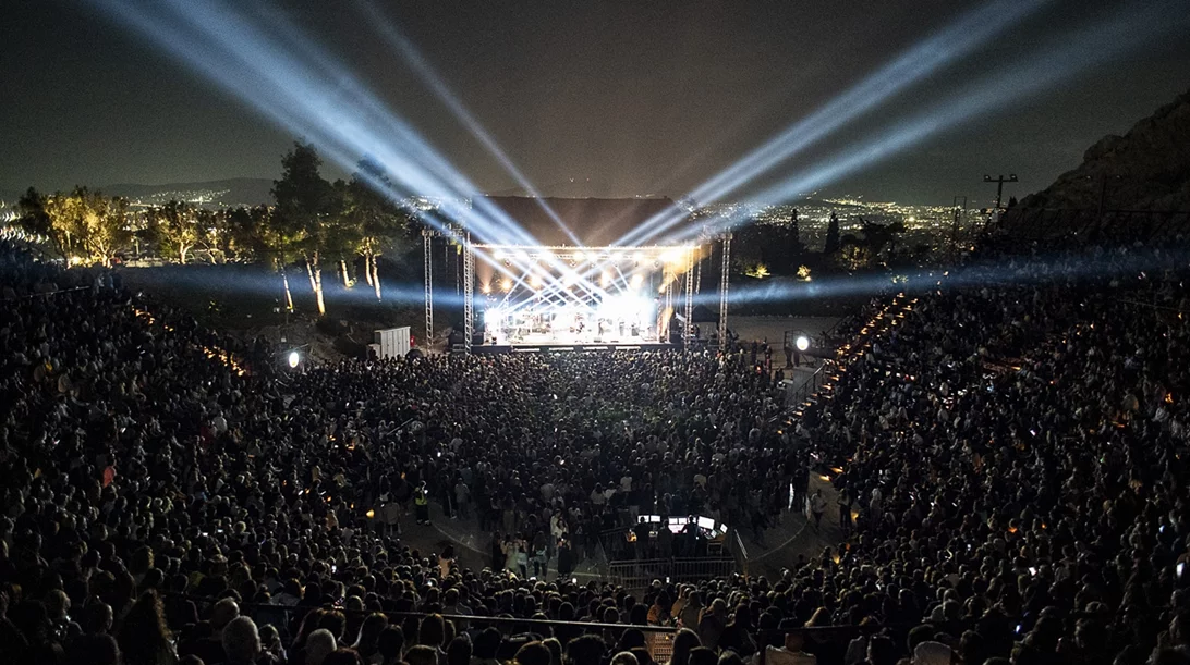 Το Δημοτικό θέατρο Λυκαβηττού γεμίζει ξανά με ήχους και μελωδίες