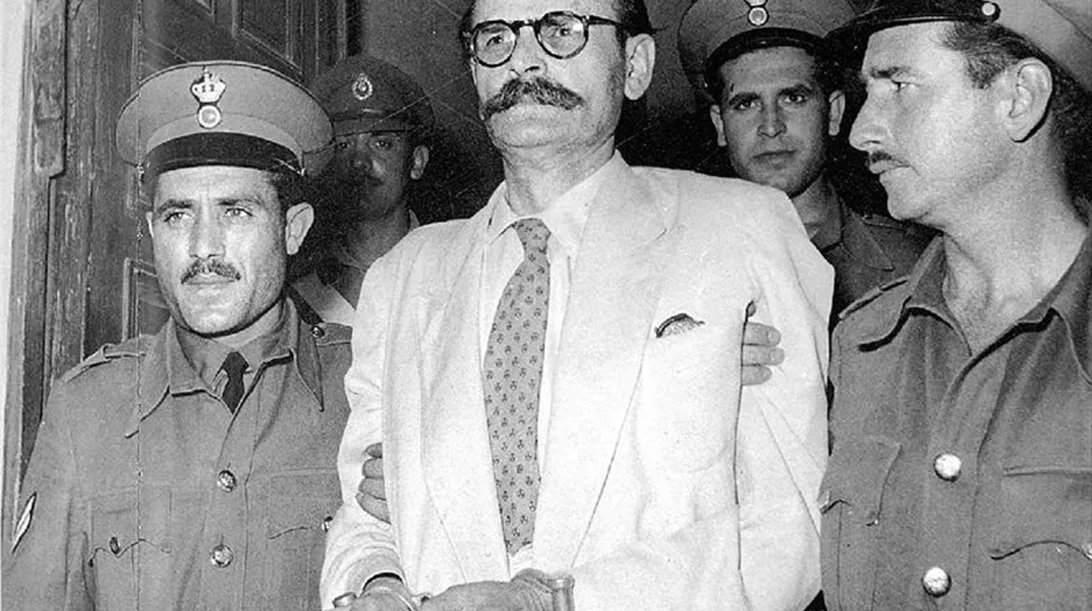 Ο σκηνοθέτης Στέλιος Χαραλαμπόπουλος και ο "Κόκκινος Δάσκαλος" που σόκαρε την Ελλάδα