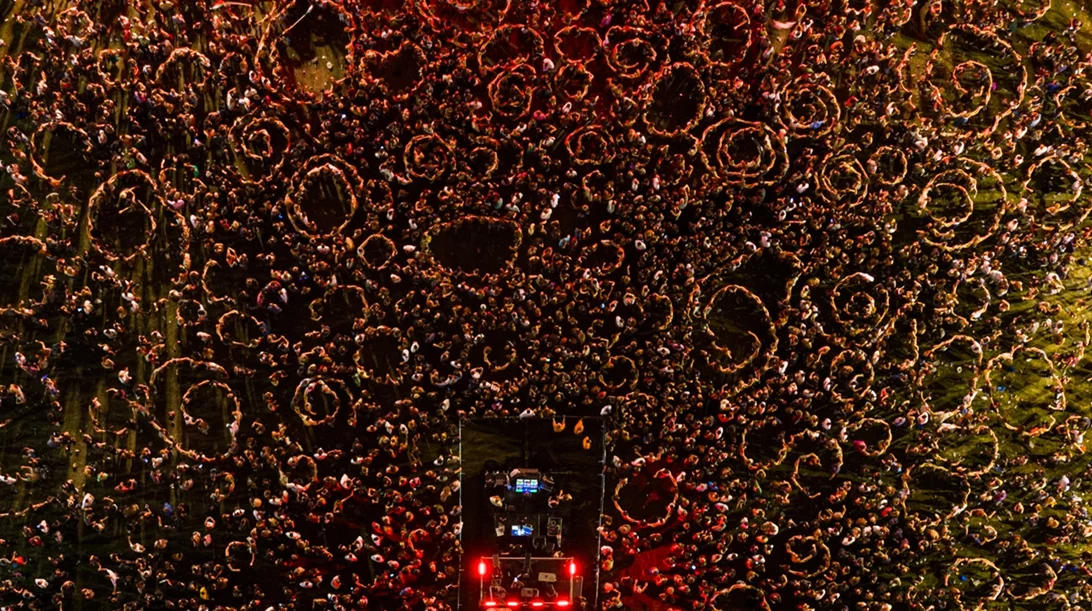 Σωκράτης Μάλαμας – Ριζούπολη | Είμαστε όλ@ πάνω σε ένα πειρατικό καράβι