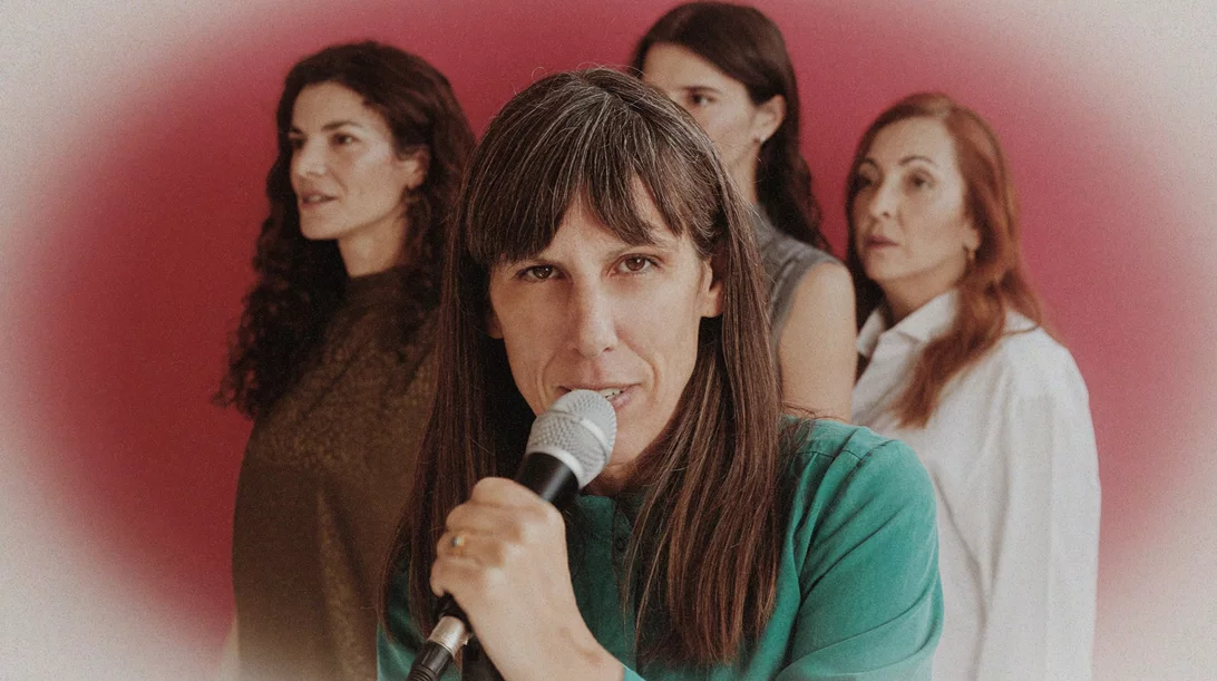 ΧΟΡΟΣ: We are prepared for tragedy / Η Σοφία Μαυραγάνη, ευτυχώς για μας, δεν μπορεί να κατανοήσει ένα κείμενο αν δεν το δει