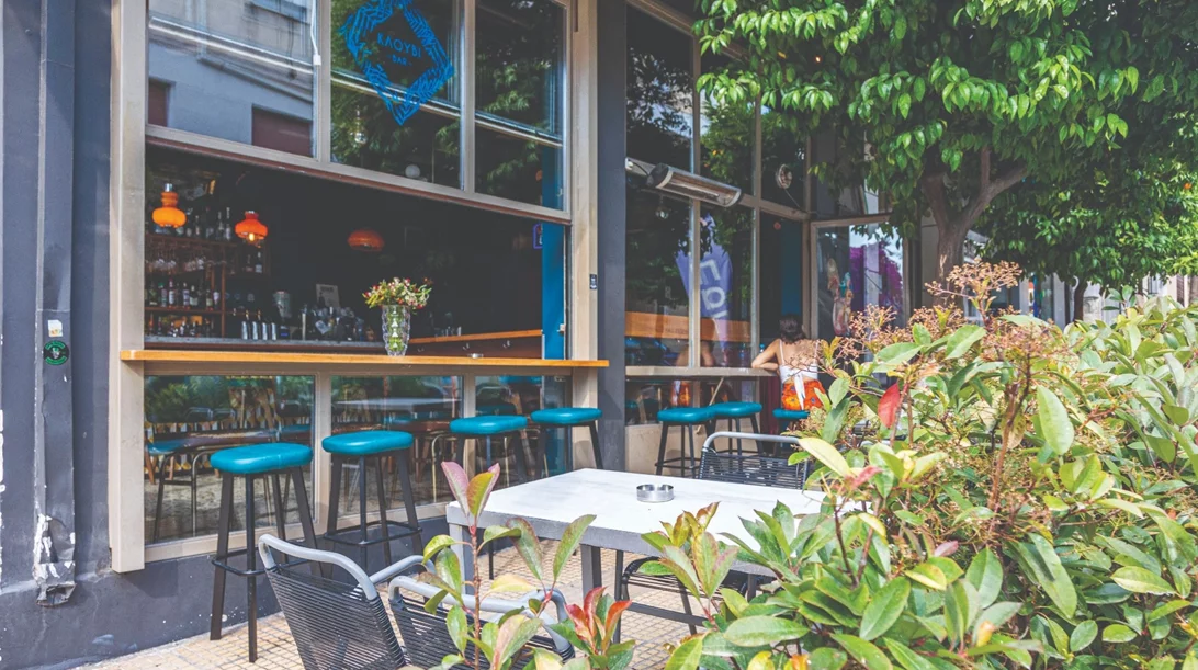 ''Κλουβί'': Στα Πετράλωνα το στέκι δεν αλλάζει