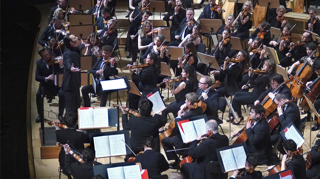 Μουσική "χωρίς λόγια" από όπερα και κινηματογράφο σε Αθήνα-Θεσσαλονίκη: από το βαγκνέριο "Δαχτυλίδι" με τη διαμεσολάβηση Μααζέλ & Κουρεντζή στον "Κύκλο πολεμικών τεχνών" με soundtracks του Ταν Ντουν