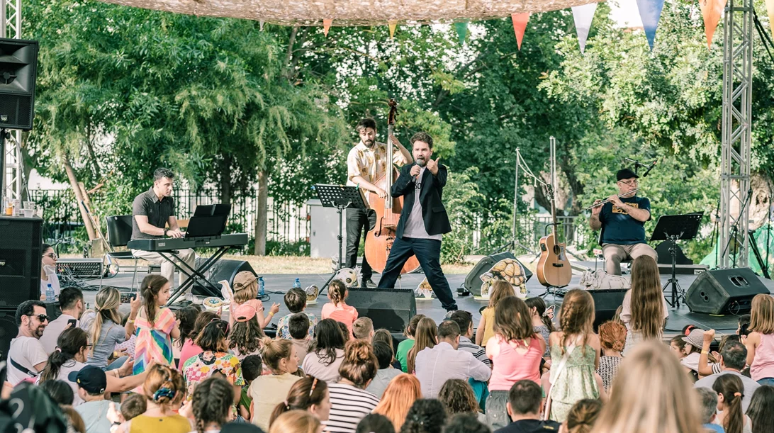 Ο "Μικρός Κεραμεικός" μεταμορφώνεται σε "Ζωολογικό ήχο"