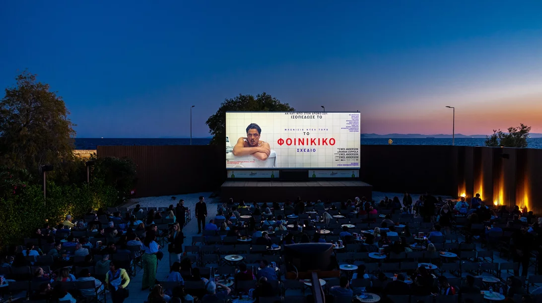 Λαμπερή πρεμιέρα για το "Φοινικικό Σχέδιο" του Γουές Άντερσον στον θερινό κινηματογράφο Cine Φλοίσβος