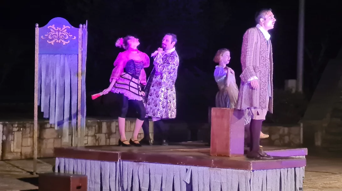 Ολοκληρώνεται η καλοκαιρινή περιοδεία του Άρματος Θέσπιδος με τη "Λοκαντίερα"