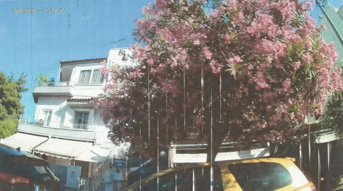 Ένα εικαστικό "σημειωματάριο" καταγράφει εικόνες από την Αθήνα μιας άλλης εποχής