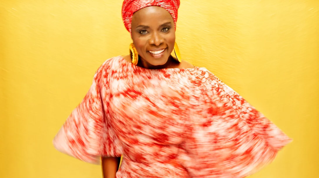 Η Angelique Kidjo, η "πρώτη ντίβα της Αφρικής", έρχεται στο ΚΠΙΣΝ
