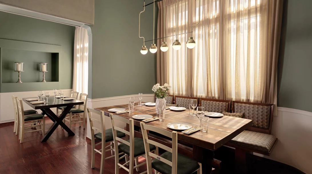 Η Σταυριανή Ζερβακάκου για ένα σέρβις στο ΜάνηΜάνη