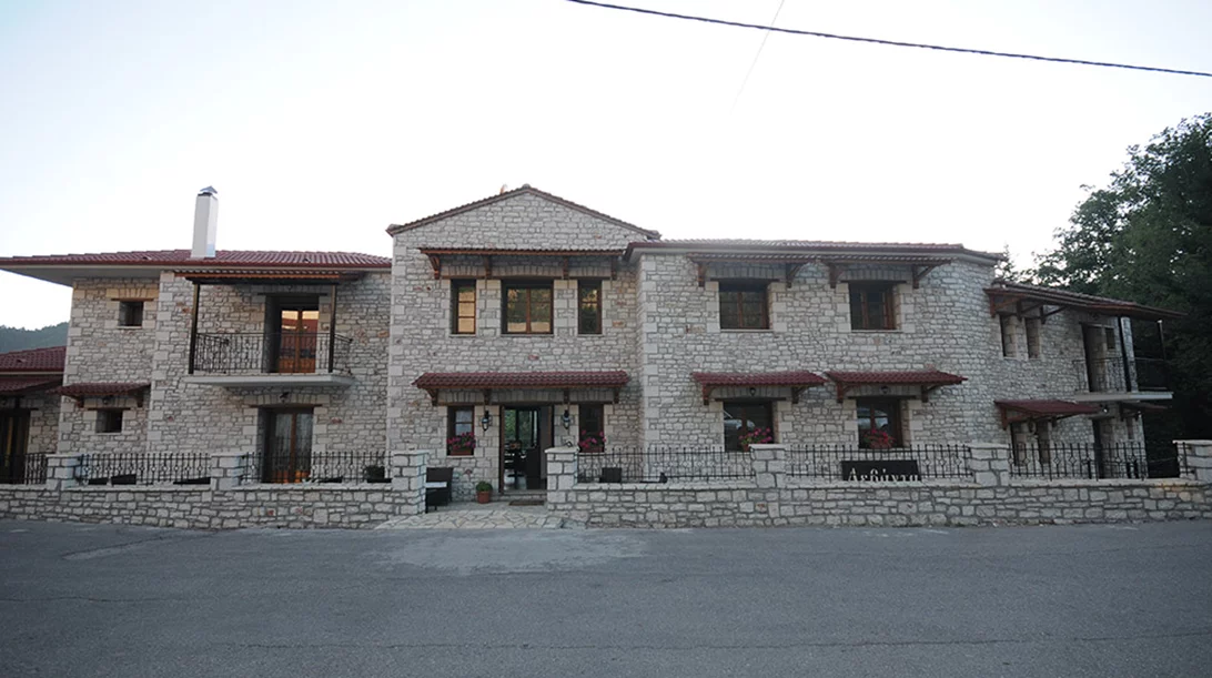 Ανοιξιάτικοι ξενώνες μέχρι € 50