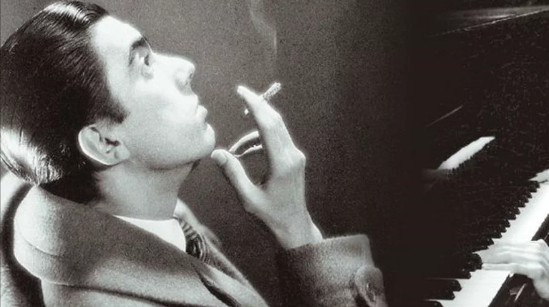 Δημήτρης Χορν: Ο ηθοποιός που έγινε Φως