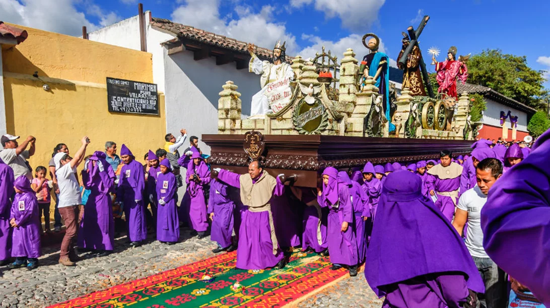 Πασχαλινά ταξίδια από τον καναπέ: Ινδιάνικο Πάσχα στη Γουατεμάλα