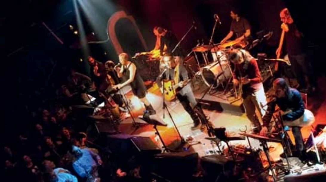 Ο "Σταυρός του Νότου" γιορτάζει 30 χρόνια με ένα δυνατό πρόγραμμα