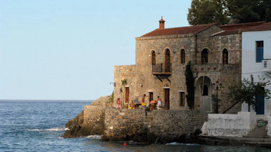 Καλοκαιρινή Πελοπόννησος: 27 must εμπειρίες 