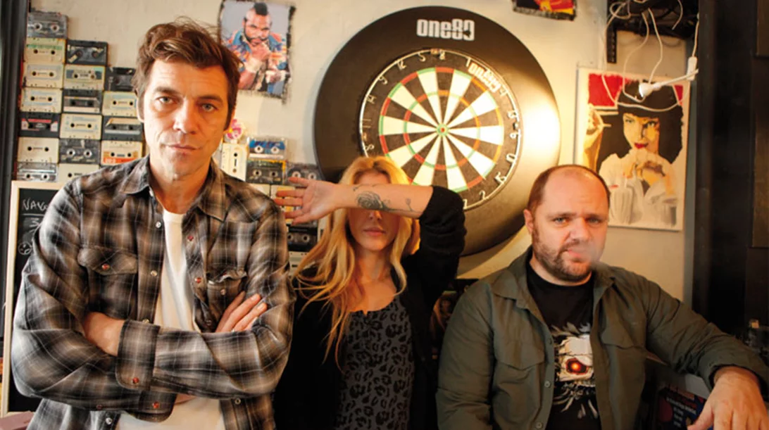 Πήγαμε στα γυρίσματα της «Πλατείας Αμερικής»: Μια ταινία στο αθηναϊκό downtown