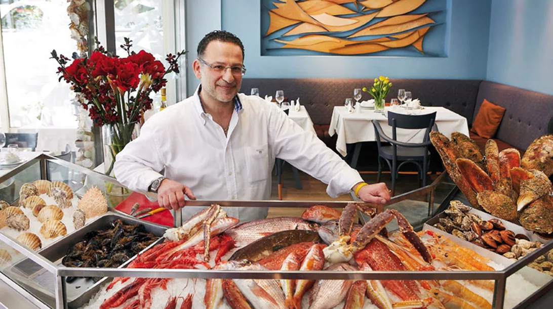 Δουράμπεης Oyster