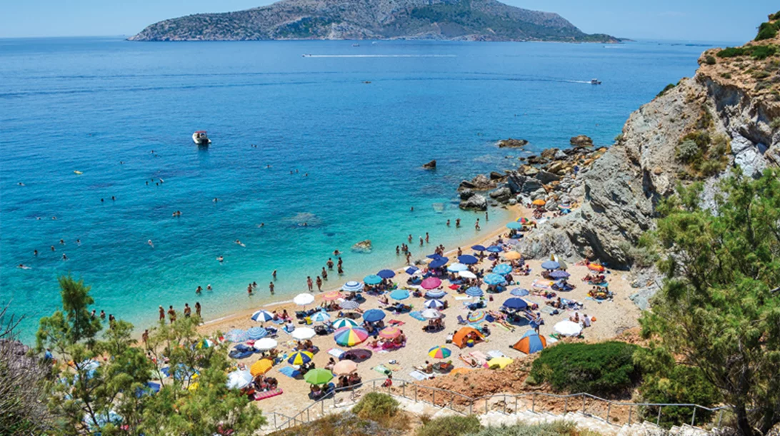 5 ελεύθερες παραλίες της Αττικής που θυμίζουν νησί