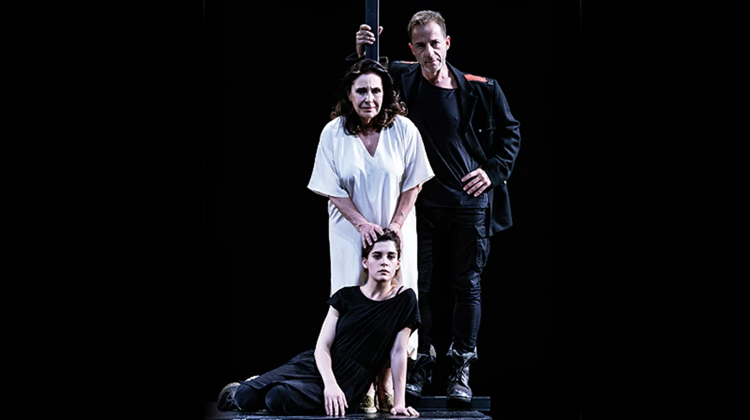 Δημήτρης Λιγνάδης: «Τη βόμβα στον Κρέοντα δεν τη βάζει ο ISIS αλλά η ανηψιά του»